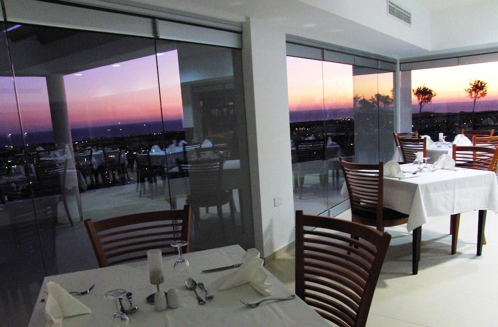 Royal Blue Hotel & Spa Geroskipou Экстерьер фото