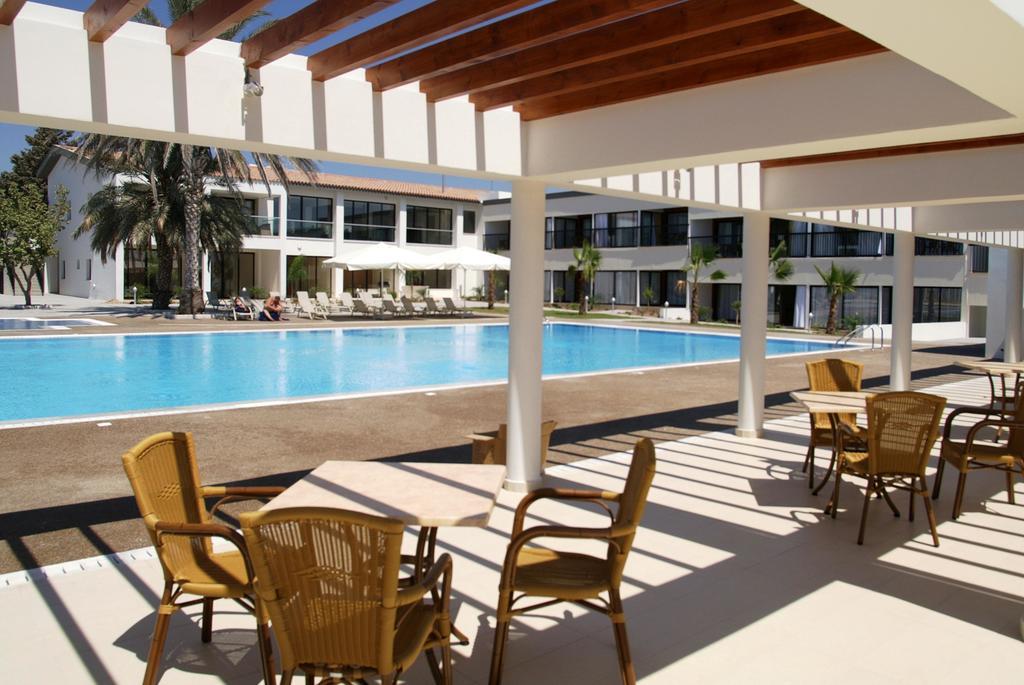 Royal Blue Hotel & Spa Geroskipou Экстерьер фото
