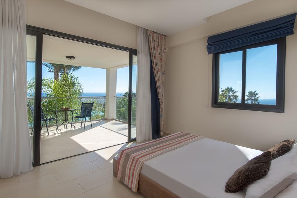 Royal Blue Hotel & Spa Geroskipou Экстерьер фото
