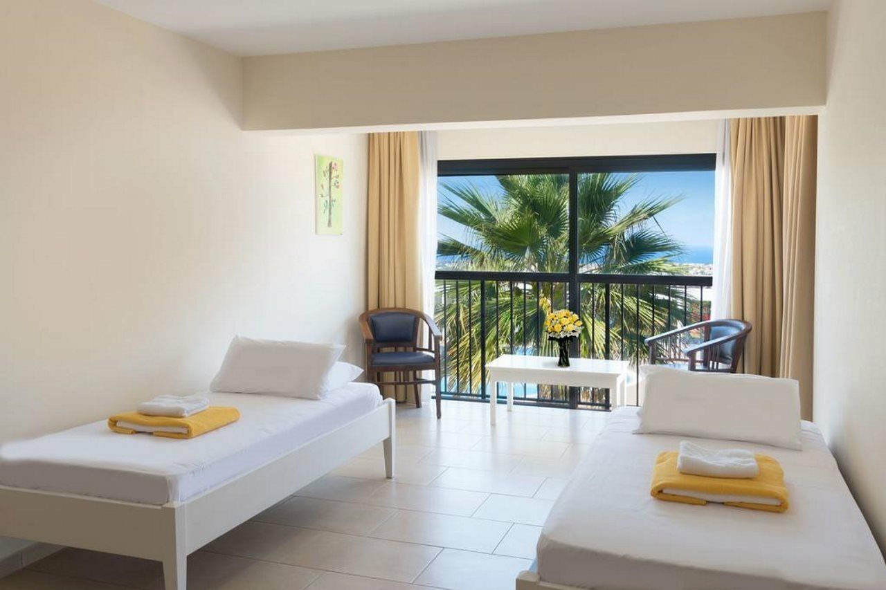 Royal Blue Hotel & Spa Geroskipou Экстерьер фото