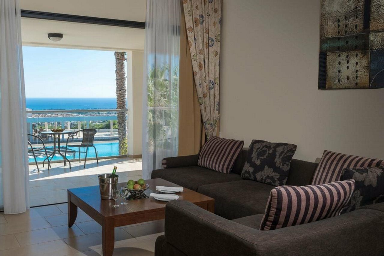 Royal Blue Hotel & Spa Geroskipou Экстерьер фото